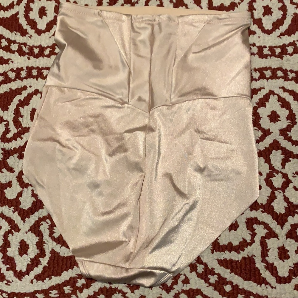 Plus Size Shaper - Picture 3 of 3